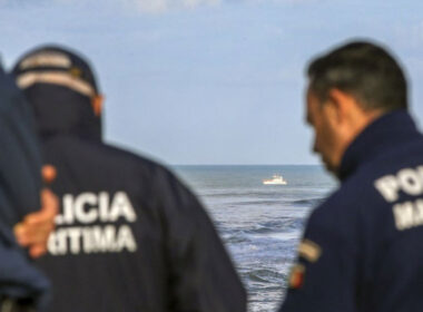 Retomadas buscas para encontrar pescador desaparecido no mar em caminha