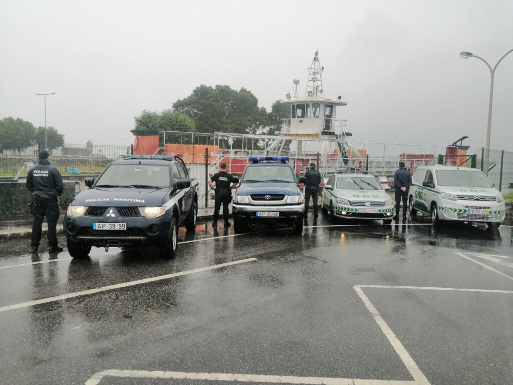 Autoridades unem-se para fiscalizar atividade marítimo-turística em caminha (e registam 50 infrações) 8 Autoridades unem-se para fiscalizar atividade marítimo-turística em caminha (e registam 50 infrações)