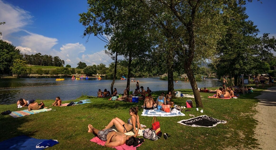 Braga: banhos proibidos na praia de adaúfe