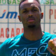 Sidnei tavares troca moreirense por inglaterra