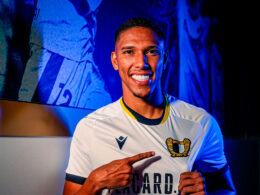 Sorriso fica em famalicão até 2029