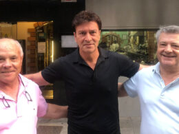 Antes de arrastar multidão no s. João, tony carreira jantou em churrasqueira de braga