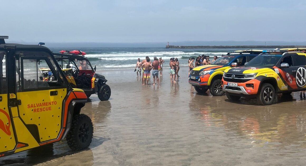 Três pessoas resgatadas na praia em vila do conde