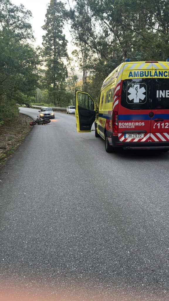 Motociclista gravemente ferido após colisão em barcelos