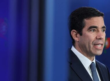 Governo quer introduzir “sanção acessória” de retirada da nacionalidade para quem comete crimes graves
