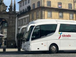 Autocarro braga-porto (por a3) reduz horários em julho e agosto