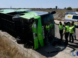 Autocarro da flixbus que saiu do porto tombou em espanha devido a máquina de barbear