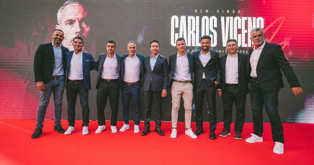 Carlos vicens sem pressão do 'sonho' de salvador: "a nossa força está no processo" 6 Carlos vicens sem pressão do 'sonho' de salvador: "a nossa força está no processo"