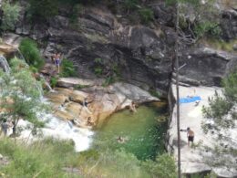 Gerês: cascata do tahiti sempre com grande afluência apesar das obras