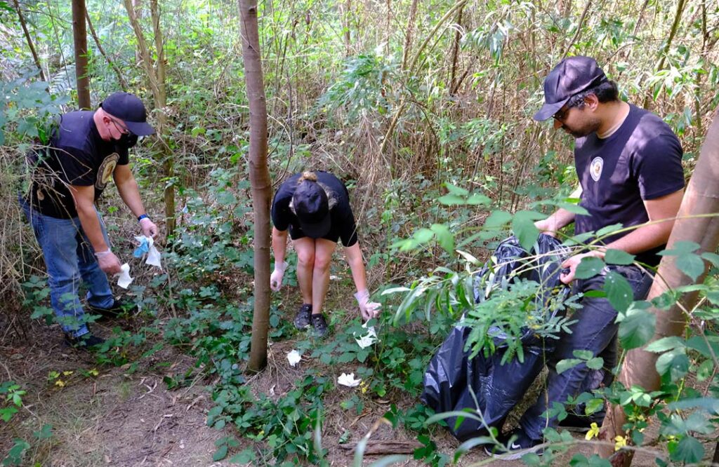 Voluntários limpam lixo em "paraíso secreto" que se tornou popular em viana do castelo 6 Voluntários limpam lixo em "paraíso secreto" que se tornou popular em viana do castelo