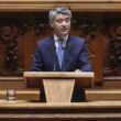 Carneiro questiona cenário macro e avisa que ps se opõe a cortes nos direitos e no estado social