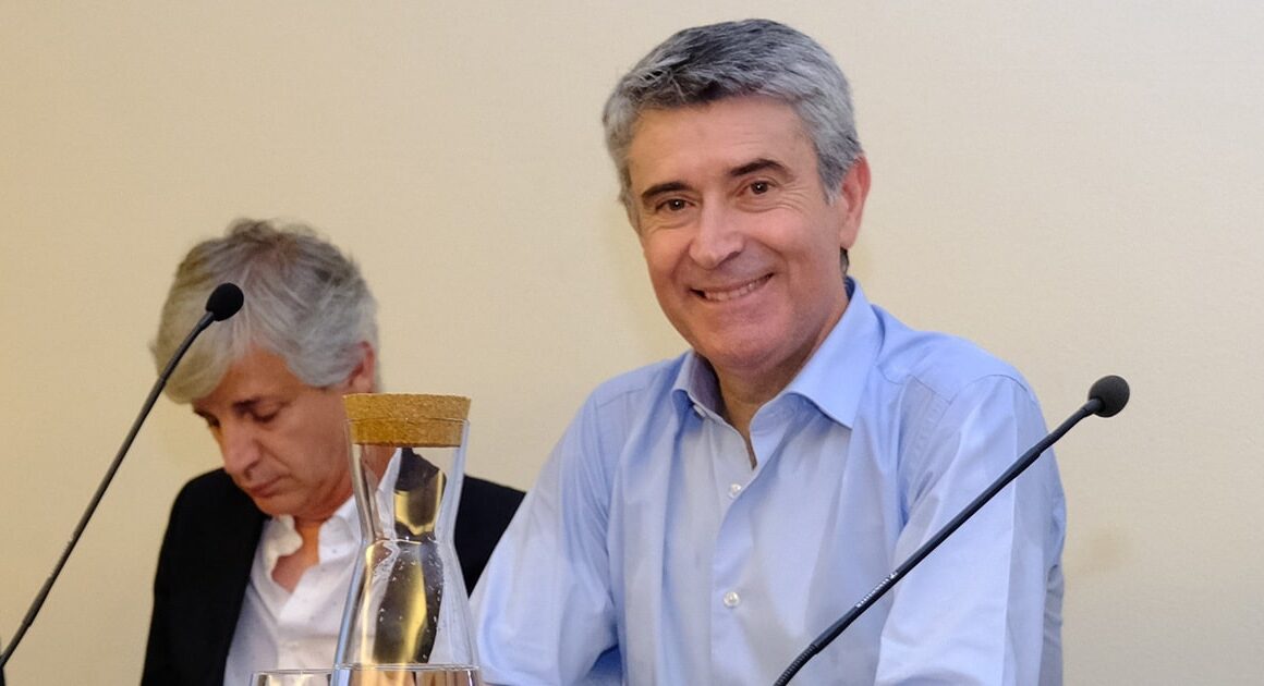 Carneiro eleito líder do ps (e promete partido de valores)