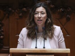 Il diz que programa do governo é ofensivo por tentar “não ofender ninguém”
