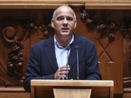 Pcp ataca “velha e imobilista receita neoliberal” que merece rejeição