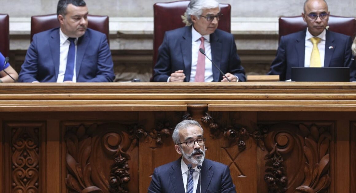 Rangel acusa ps e chega de terem provocado “apagão político” mas ad ganhou “novo fôlego”