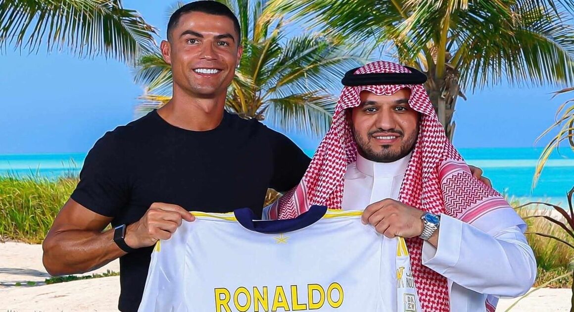 Cristiano ronaldo renova com o al nassr até 2027