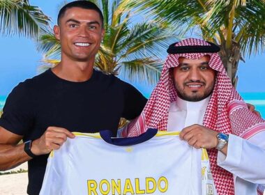 Cristiano ronaldo renova com o al nassr até 2027