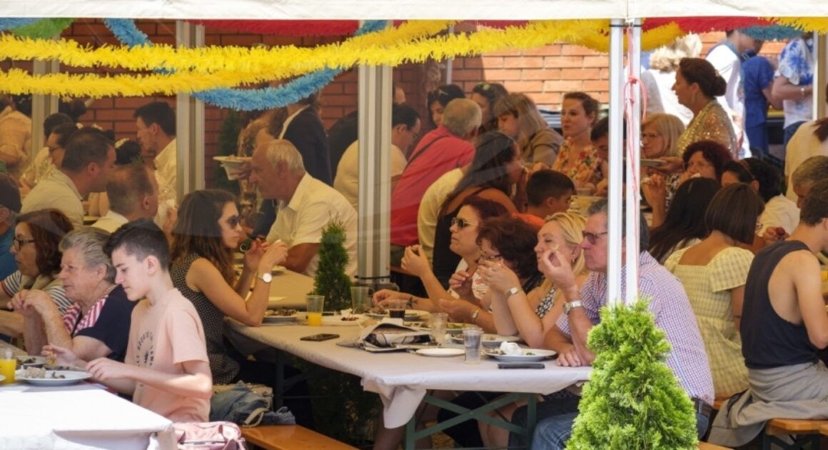 Póvoa de varzim: hoje há sardinha e vinho nas ruas até ao amanhecer