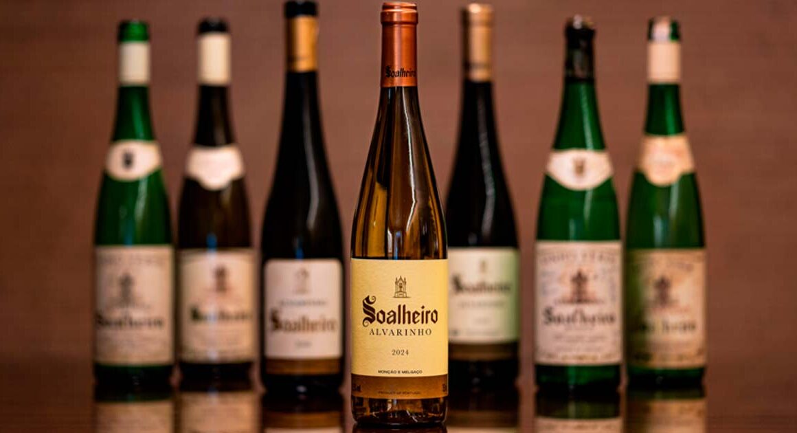 É de melgaço e foi premiado no maior concurso de vinhos do mundo