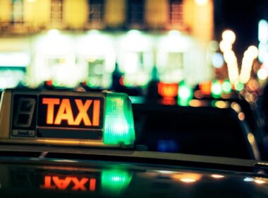 Braga: relação tóxica entre casal de taxistas vai parar a tribunal. Até em frente a clientes se agrediam