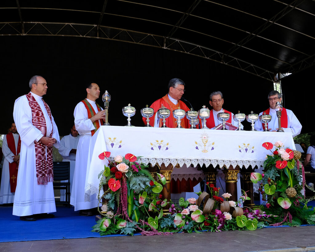 Viana do castelo: centenas peregrinaram a santa luzia