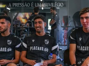 Vitória sc inicia época com 34 dos 35 jogadores nos exames médicos