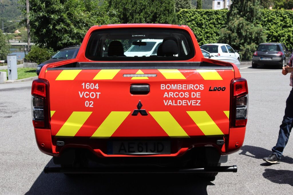 Ren oferece 'pickup ' aos bombeiros de arcos de valdevez
