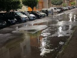 Fuga de água canalizada no centro de braga