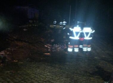Incêndio destrói anexo e faz dois feridos em barcelos