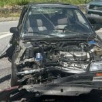 Até o capô do carro 'saltou' numa colisão que deixou jovem ferido em fafe