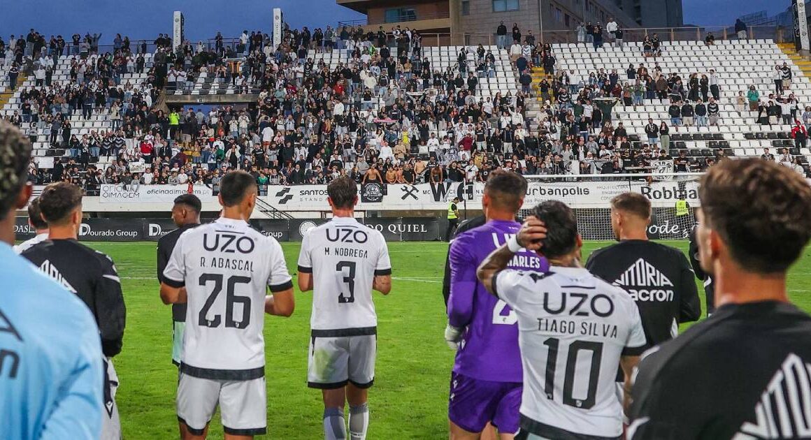 Vitória sc na final do torneio da póvoa de varzim