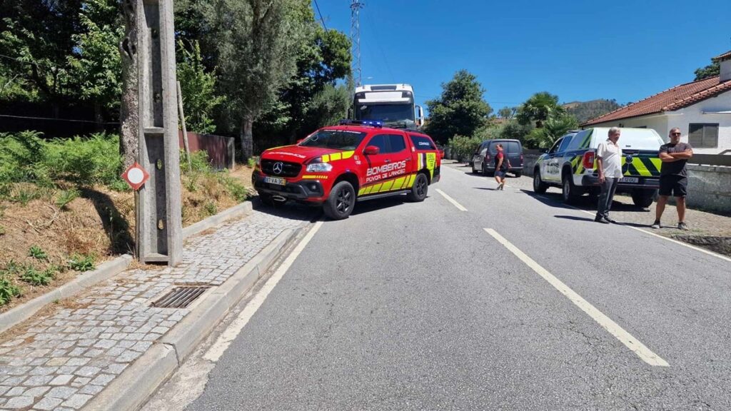 Casal ferido após despiste em guimarães