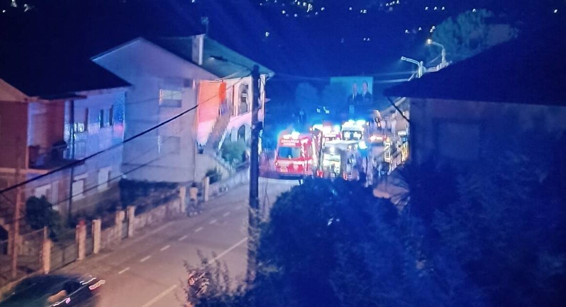 Jovem de 21 anos em estado grave após colisão nas taipas