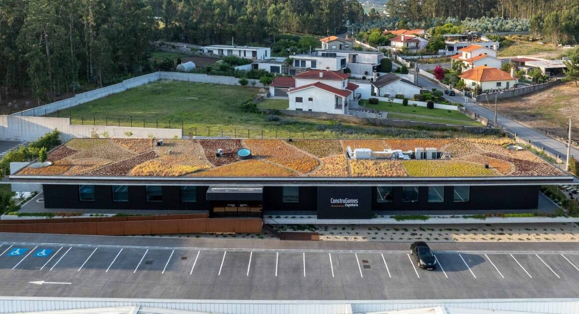 Barcelos: o telhado da nova sede da construgomes é um autêntico espaço verde