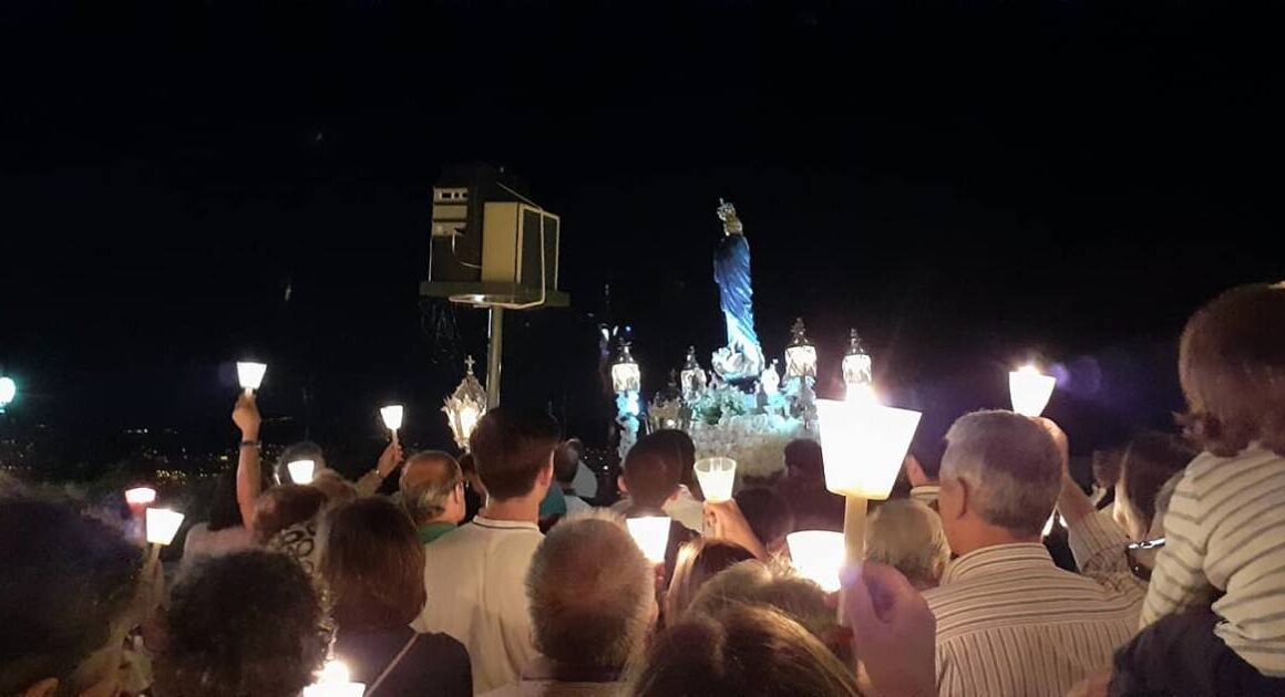 Braga: esta noite há procissão de velas no sameiro