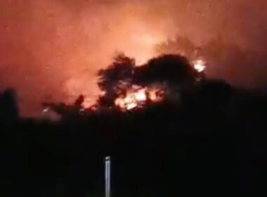 Ponte da barca: incêndio que começou ontem à noite em lindoso continua ativo