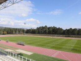 Estoril praia troca estágio em melgaço por tróia
