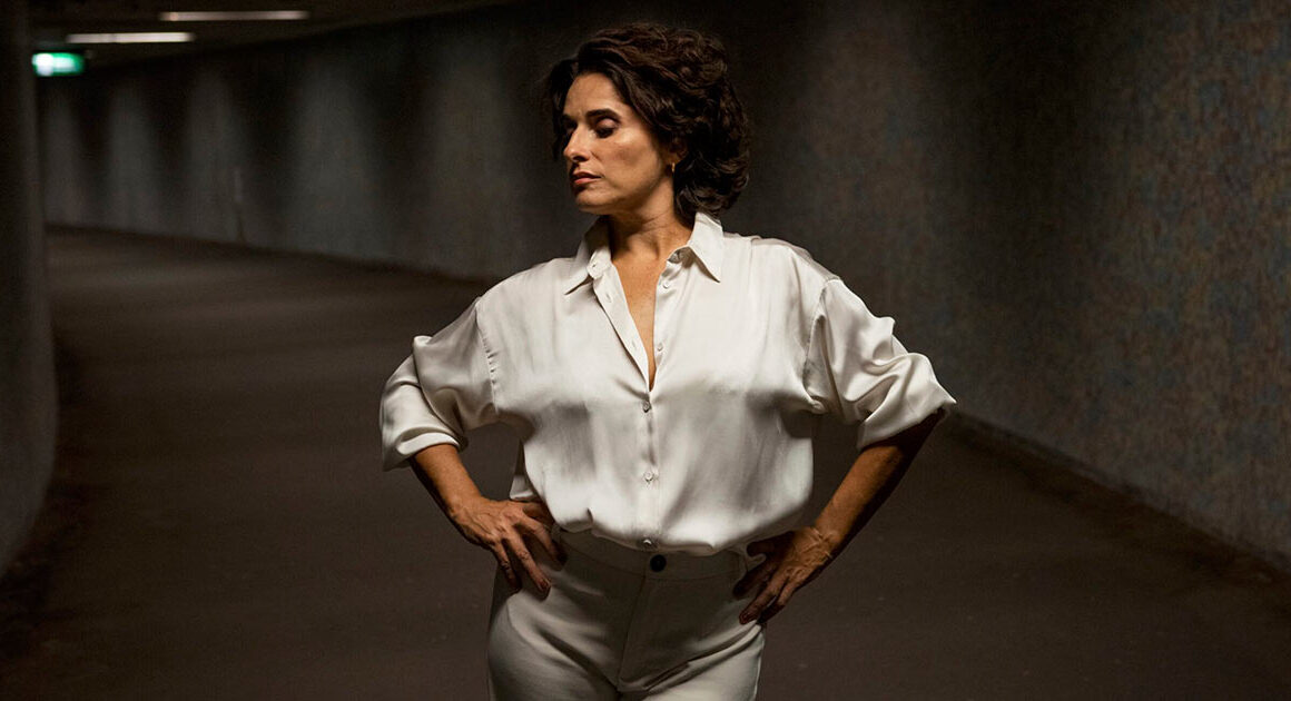 Fadista cristina branco dá concerto em ponte de lima