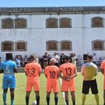 Padres de braga e reclusos 'frente-a-frente' no novo relvado da cadeia de guimarães