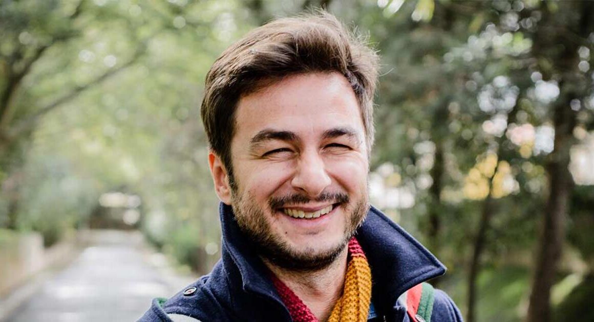 Henrique raposo ganha prémio literário da câmara de famalicão