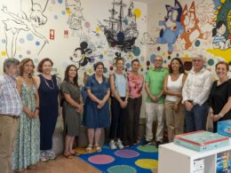 Nesta escola primária de viana nasceu um mural de 16 metros com desenhos animados