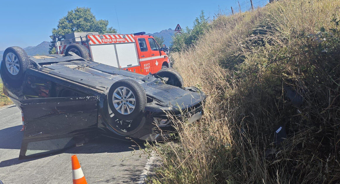 Casal ferido em aparatoso capotamento em vieira do minho