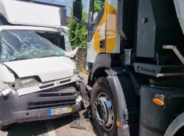 Colisão entre carrinha e camião deixa homem em estado grave em guimarães