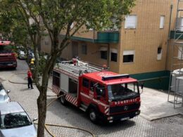 Incêndio em apartamento em esposende desaloja família