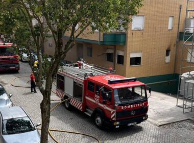 Incêndio em apartamento desaloja família em esposende