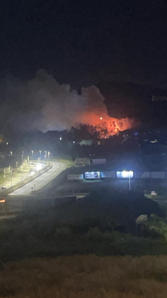 Incêndio deflagra junto a variante em barcelos 6 Incêndio deflagra junto a variante em barcelos