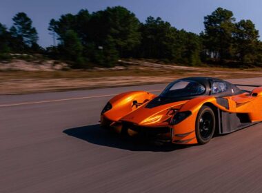 Primeiro supercarro português vai estar no circuito internacional de vila real