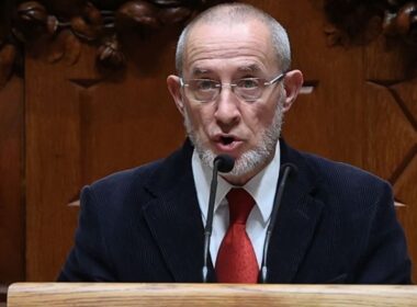 Pcp quer 25 dias úteis de férias para todos os trabalhadores