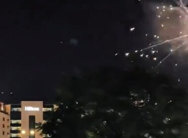 Adeptos do levski sofia tentam acordar jogadores do sc braga com fogo de artifício