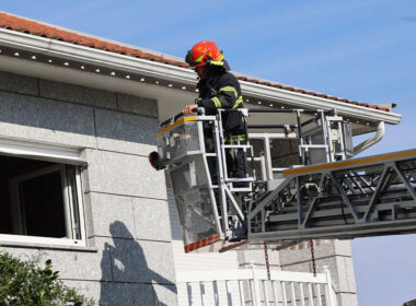 Fafe: bombeiros resgatam mulher que ficou trancada em casa desde sábado